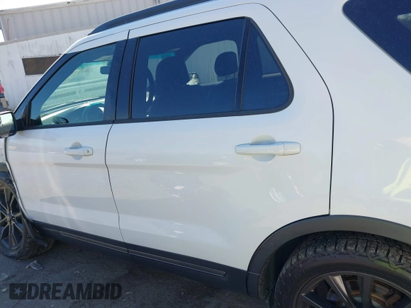 2017 Ford Explorer XLT с VIN 1FM5K8D85HGB48819, выставлен на аукционе IAAI как лот 41892276 с пробегом 132 962 миль миль и . История ставок и продаж доступна на DreamBid. Изображение 14.