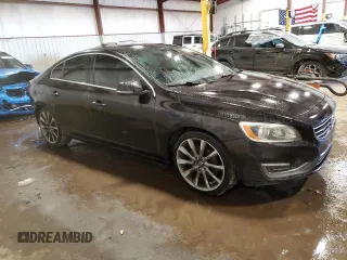 2015 Volvo S60 T6 Drive-E with VIN YV149MFK4F1349232, listed as a Copart auction lot 42994095 with 159,715 mi miles and Salvage Title. Bid and sale history available at carsss.com. Image 4.