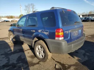 2007 Ford Escape XLT with VIN 1FMYU03147KB08756, listed as a Copart auction lot 47033095 with 0 mi miles and Salvage Title. Bid and sale history available at carsss.com. Image 2.