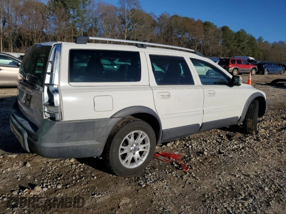 2007 Volvo XC70 with VIN YV4SZ592371263570, listed as a Copart auction lot 48040985 with 117,509 mi miles and Salvage Title. Bid and sale history available at DreamBid. Image 3.