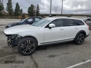 2018 Volvo V90 z VIN YV4102NK4J1018925, wystawiony jako Copart lot #42195815 z przebiegiem 28 154 mil mil oraz Szkoda całkowita • Salvage title. Historia ofert i sprzedaży dostępna na DreamBid. Obrazek 1.