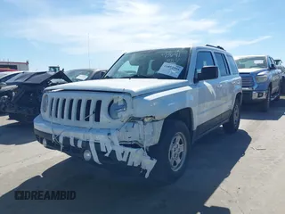 2015 Jeep Patriot High Altitude with VIN 1C4NJRAB4FD393641, listed as a IAAI auction lot 41814354 with 119,816 mi miles. Bid and sale history available at carsss.com. Image 2.
