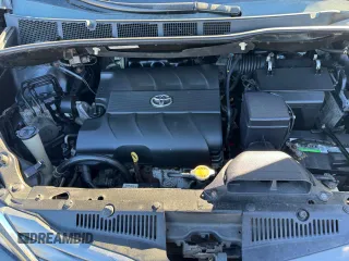 2013 Toyota Sienna XLE with VIN 5TDDK3DC3DS052713, listed as a Copart auction lot 43234125 with 284,884 mi miles and Clean Title. Bid and sale history available at DreamBid. Image 7.
