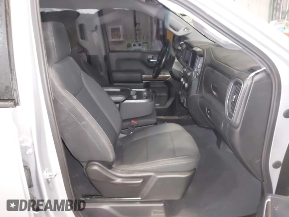 2020 Chevrolet Silverado 1500 LT with VIN 1GCRYDED7LZ312481, listed as a IAAI auction lot 41732329 with 89,446 mi miles. Bid and sale history available at carsss.com. Image 5.