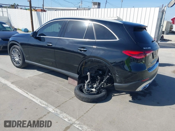 2024 Mercedes-Benz GLC with VIN W1NKM4GB4RF180646, listed as a IAAI auction lot 41725251 with 8,792 mi miles. Bid and sale history available at carsss.com. Image 3.