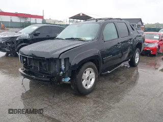 2013 Chevrolet Avalanche LT with VIN 3GNTKFE78DG172219, listed as a IAAI auction lot 42342576 with 95,935 mi miles and . Bid and sale history available at DreamBid. Image 2.