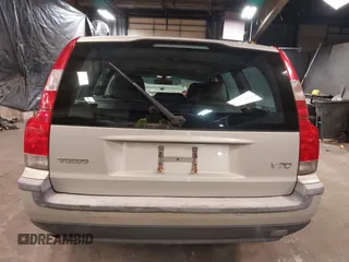 2001 Volvo V70 с VIN YV1SW61R611109527, выставлен на аукционе IAAI как лот 40925226 с пробегом 126 004 миль миль и . История ставок и продаж доступна на DreamBid. Изображение 16.