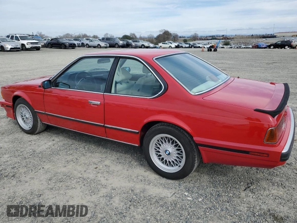 1988 BMW M6 z VIN WBAEE1416J2561063, wystawiony jako Copart lot #46515285 z przebiegiem 142 740 mil mil oraz Czysty tytuł • Clean title. Historia ofert i sprzedaży dostępna na DreamBid. Obrazek 2.