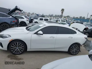 2021 BMW 2 Series 228i xDrive z VIN WBA73AK09M7H59090, wystawiony jako IAAI lot #42160400 z przebiegiem 78 782 mil mil oraz . Historia ofert i sprzedaży dostępna na DreamBid. Obrazek 15.