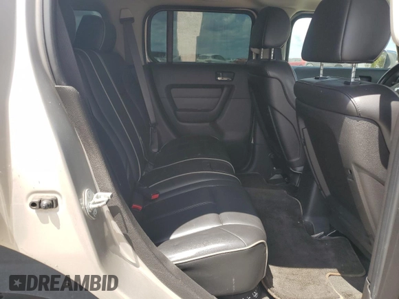 2006 Hummer H3 z VIN 5GTDN136568143263, wystawiony jako Copart lot #54889795 z przebiegiem 321 489 mil mil oraz Tytuł czysty. Historia ofert i sprzedaży dostępna na DreamBid. Obrazek 11.