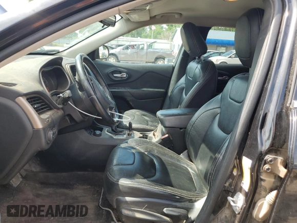 2016 Jeep Cherokee Latitude with VIN 1C4PJMCS6GW256117, listed as a Copart auction lot 59400015 with 152,279 mi miles and Salvage title. Bid and sale history available at DreamBid. Image 7.