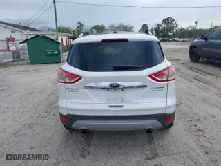 2015 Ford Escape Titanium with VIN 1FMCU0JX1FUB05026, listed as a IAAI auction lot 41663887 with 1 mi miles. Bid and sale history available at carsss.com. Image 15.