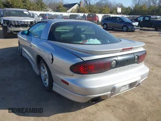 1998 Pontiac Firebird with VIN 2G2FS22K2W2211663, listed as a IAAI auction lot 41790845 with 237,098 mi miles. Bid and sale history available at carsss.com. Image 3.