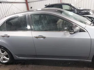 2011 Acura TSX с VIN JH4CU2F62BC014328, выставлен на аукционе IAAI как лот 42572708 с пробегом 171 682 миль миль и . История ставок и продаж доступна на DreamBid. Изображение 14.