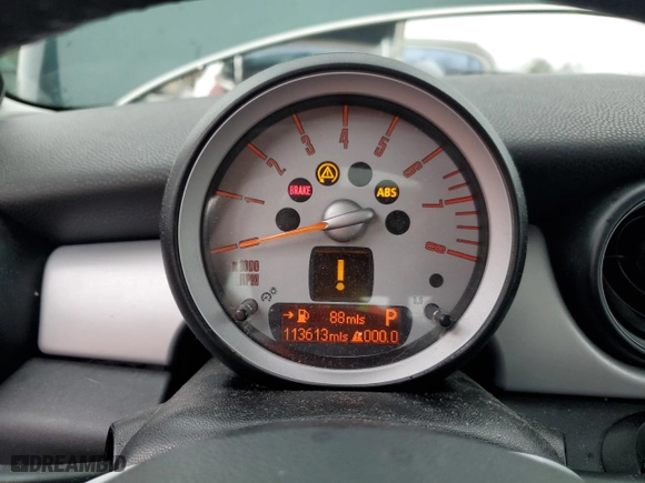 2010 MINI Cooper Clubman with VIN WMWML3C52ATX37635, listed as a Copart auction lot 85145894 with 113,613 mi miles and Salvage Title. Bid and sale history available at carsss.com. Image 9.