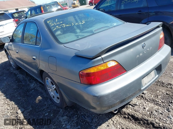 2001 Acura TL with VIN 19UUA566X1A029008, listed as a IAAI auction lot 41906978 with 999,999 mi miles. Bid and sale history available at carsss.com. Image 3.