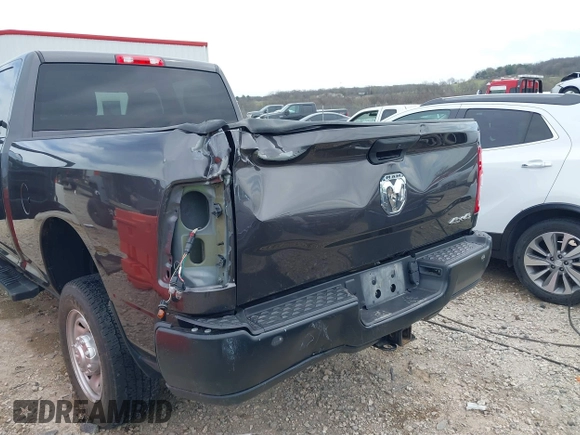 2022 Ram 2500 Tradesman with VIN 3C6UR5CL6NG144527, listed as a IAAI auction lot 41426310 with 63,512 mi miles. Bid and sale history available at carsss.com. Image 6.