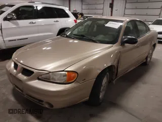 2004 Pontiac Grand Am SE1 with VIN 1G2NF52E04M704082, listed as a IAAI auction lot 41536059 with 207,958 mi miles. Bid and sale history available at carsss.com. Image 2.