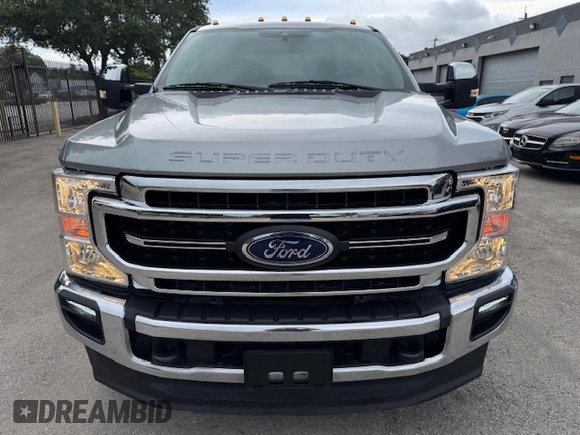 2020 Ford F-350 XL with VIN 1FT8W3BT5LED06581, listed as a Copart auction lot 63534565 with 112,365 mi miles and Clean title. Bid and sale history available at DreamBid. Image 5.