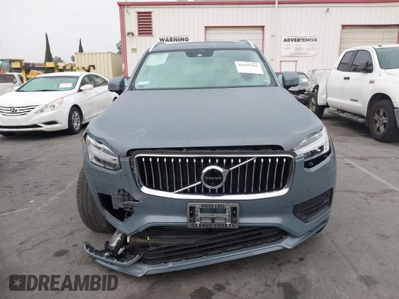 2022 Volvo XC90 Momentum with VIN YV4102CKXN1833414, listed as a IAAI auction lot 41167764 with 30,566 mi miles and . Bid and sale history available at DreamBid. Image 12.