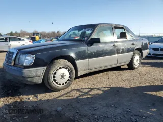 1990 Mercedes-Benz 300 with VIN WDBEB28D9LB211854, listed as a Copart auction lot 49795515 with 241,074 mi miles and Salvage Title. Bid and sale history available at DreamBid. Image 1.