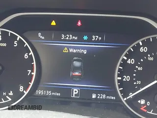 2018 Nissan Maxima SV with VIN 1N4AA6AP9JC383989, listed as a IAAI auction lot 41408474 with 195,135 mi miles and . Bid and sale history available at DreamBid. Image 15.