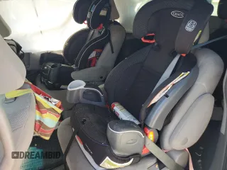 2017 Toyota Sienna L with VIN 5TDZZ3DC4HS779589, listed as a Copart auction lot 48860415 with 128,566 mi miles and Salvage Title. Bid and sale history available at DreamBid. Image 11.