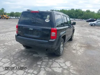 2017 Jeep Patriot Sport with VIN 1C4NJRBB7HD128164, listed as a IAAI auction lot 42577060 with 153,125 mi miles and . Bid and sale history available at DreamBid. Image 4.