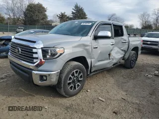 2018 Toyota Tundra SR5 z VIN 5TFHW5F1XJX772013, wystawiony jako Copart lot #86190704 z przebiegiem 94 410 mil mil oraz Szkoda całkowita • Salvage title. Historia ofert i sprzedaży dostępna na DreamBid. Obrazek 1.