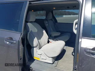 2012 Toyota Sienna LE AAS with VIN 5TDKK3DC8CS269924, listed as a IAAI auction lot 41764722 with 176,968 mi miles. Bid and sale history available at carsss.com. Image 8.