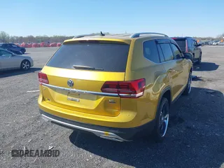 2018 Volkswagen Atlas SE with VIN 1V2KR2CA6JC535525, listed as a IAAI auction lot 41971141 with 62,514 mi miles and . Bid and sale history available at DreamBid. Image 16.