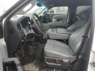 2015 Ford F-350 Lariat с VIN 1FT8W3CT8FEC81615, выставлен на аукционе Copart как лот 60942885 с пробегом 205 856 миль миль и Списание • Salvage title. История ставок и продаж доступна на DreamBid. Изображение 7.