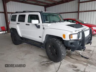2007 Hummer H3 SUV with VIN 5GTDN13E978203246, listed as a IAAI auction lot 41389840 with 160,983 mi miles and . Bid and sale history available at DreamBid. Image 1.