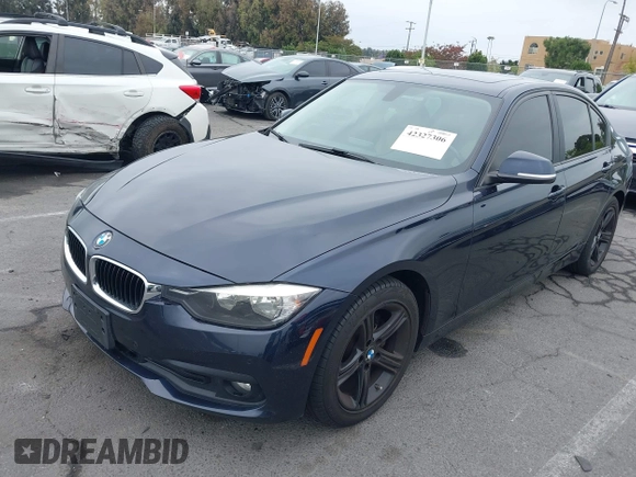 2017 BMW 3 Series 320i z VIN WBA8E1G50HNU13320, wystawiony jako IAAI lot #42327306 z przebiegiem 99 127 mil mil oraz . Historia ofert i sprzedaży dostępna na DreamBid. Obrazek 17.