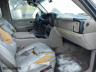 2003 Chevrolet Tahoe LS with VIN 1GNEC13Z73R121712, listed as a IAAI auction lot 41754849 with 1 mi miles. Bid and sale history available at carsss.com. Image 5.