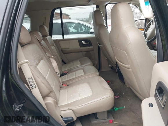 2003 Ford Expedition Eddie Bauer with VIN 1FMFU18L53LA39572, listed as a IAAI auction lot 41736986 with 1 mi miles. Bid and sale history available at carsss.com. Image 8.