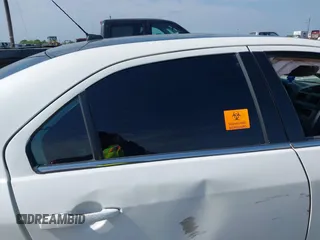 2010 Ford Fusion SE с VIN 3FAHP0HAXAR393816, выставлен на аукционе IAAI как лот 42295950 с пробегом Не указан миль и . История ставок и продаж доступна на DreamBid. Изображение 8.