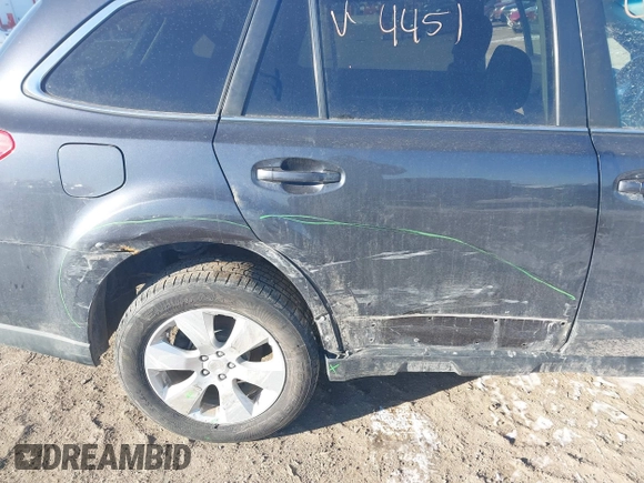 2012 Subaru Outback Premium z VIN 4S4BRCBCXC1244451, wystawiony jako IAAI lot #41401317 z przebiegiem 100 710 mil mil oraz . Historia ofert i sprzedaży dostępna na DreamBid. Obrazek 6.