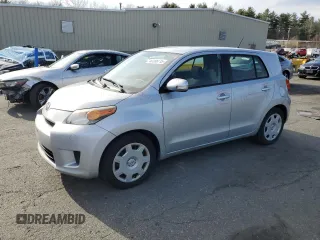 2014 Scion xD z VIN JTKKUPB4XE1042367, wystawiony jako Copart lot #52358715 z przebiegiem 217 591 mil mil oraz Szkody całkowita. Historia ofert i sprzedaży dostępna na DreamBid. Obrazek 1.