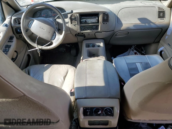 2002 Ford Expedition Eddie Bauer z VIN 1FMRU17L32LA35548, wystawiony jako Copart lot #48061335 z przebiegiem Nie podano mil oraz Szkoda całkowita • Salvage title. Historia ofert i sprzedaży dostępna na DreamBid. Obrazek 8.
