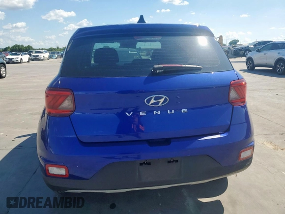 2022 Hyundai Venue SE z VIN KMHRB8A35NU147595, wystawiony jako Copart lot #54172605 z przebiegiem 51 199 mil mil oraz Szkody całkowita. Historia ofert i sprzedaży dostępna na DreamBid. Obrazek 6.