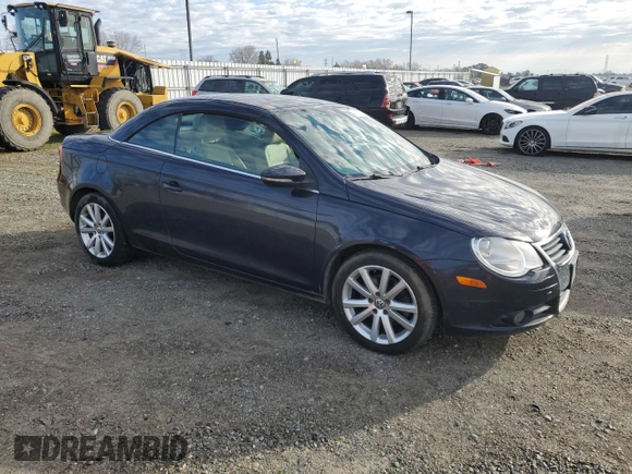 2011 Volkswagen Eos Komfort with VIN WVWBW7AH5BV002823, listed as a Copart auction lot 46122135 with 137,277 mi miles and Clean Title. Bid and sale history available at DreamBid. Image 4.