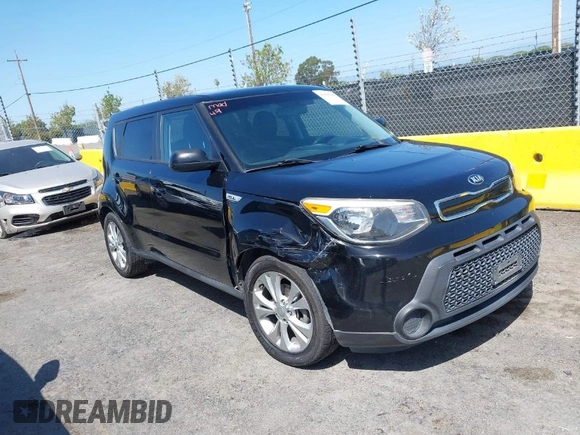 2015 Kia Soul + with VIN KNDJP3A51F7175417, listed as a IAAI auction lot 41996688 with 179,192 mi miles. Bid and sale history available at carsss.com. Image 1.
