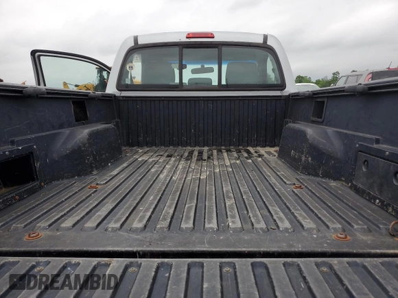 2008 Toyota Tacoma z VIN 5TENX22N08Z551644, wystawiony jako Copart lot #61460485 z przebiegiem 317 705 mil mil oraz Szkoda całkowita • Salvage title. Historia ofert i sprzedaży dostępna na DreamBid. Obrazek 10.