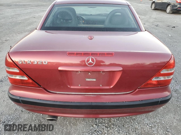 2004 Mercedes-Benz SLK-Class with VIN WDBKK65F14F299017, listed as a Copart auction lot 84318864 with 92,677 mi miles and Clean Title. Bid and sale history available at carsss.com. Image 10.