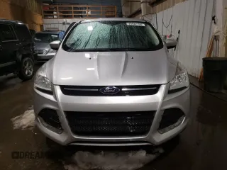 2013 Ford Escape SE with VIN 1FMCU9GX8DUD89103, listed as a Copart auction lot 49922795 with 82,814 mi miles and Salvage Title. Bid and sale history available at DreamBid. Image 5.