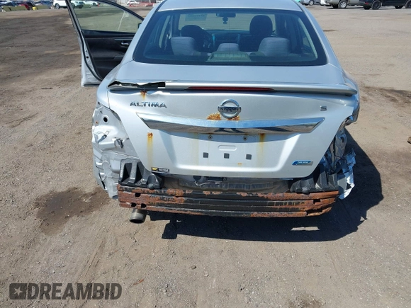 2014 Nissan Altima 2.5 S with VIN 1N4AL3AP0EC281303, listed as a IAAI auction lot 41995362 with 92,473 mi miles. Bid and sale history available at carsss.com. Image 16.