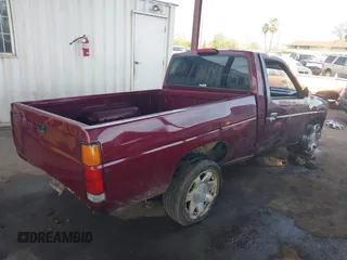 1994 Nissan Frontier z VIN 1N6SD11S8RC306682, wystawiony jako IAAI lot #41725950 z przebiegiem 169 022 mil mil oraz . Historia ofert i sprzedaży dostępna na DreamBid. Obrazek 4.