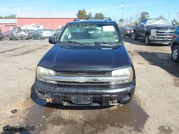 2005 Chevrolet TrailBlazer LT with VIN 1GNDT13S652380184, listed as a IAAI auction lot 41635609 with NaN miles. Bid and sale history available at carsss.com. Image 12.