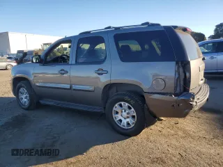 2007 GMC Yukon SLE with VIN 1GKFC13J17J109300, listed as a Copart auction lot 76907754 with 238,499 mi miles and Salvage Title. Bid and sale history available at carsss.com. Image 2.